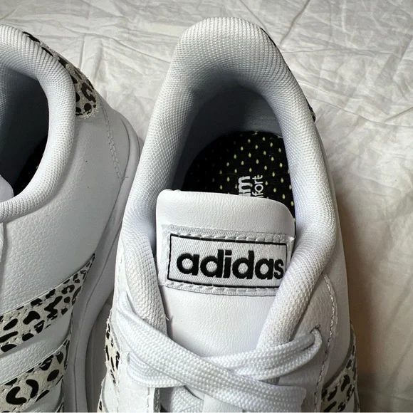Adidas Womens Grand Court Womens Sneakers White Black Cheetah Size 8 NEW - Picture 5 of 16